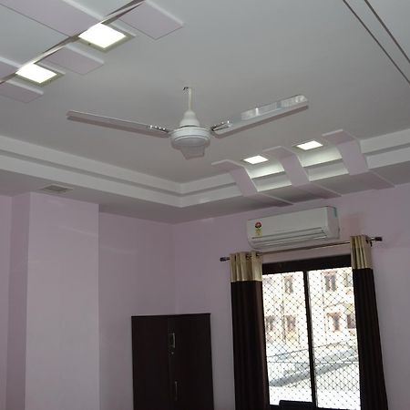 Hotel Galaxy Inn Dźajpur Zewnętrze zdjęcie