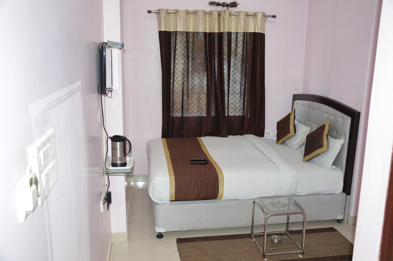 Hotel Galaxy Inn Dźajpur Zewnętrze zdjęcie